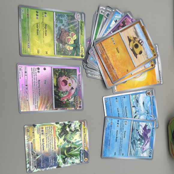 Pokemon tin box with cards - Picture 2 of 5